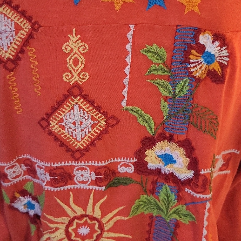 CAITE "Junia" Button-down Embroidered Shirt - Picture 5 of 10